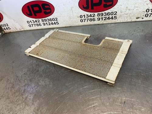 Engine side guard - /, x